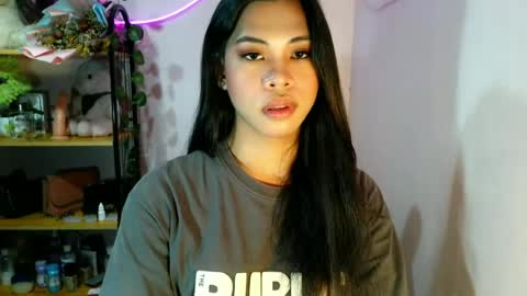 its_chloe20 online show from June 30, 2026, 3:51 am