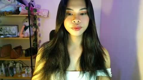 its_chloe20 online show from July 19, 2026, 6:28 am
