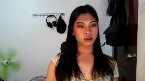 its_chloe20 online show from July 24, 2026, 4:05 pm