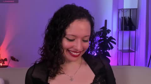 Snapshot of its_marie chatting on November 15, 2025, 6:37 pm Maria online show from November 15, 2025, 6:37 pm