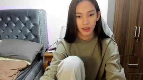 Snapshot of its_me_cora chatting on February 6, 2025, 4:58 pm Cora online show from February 6, 2025, 4:58 pm