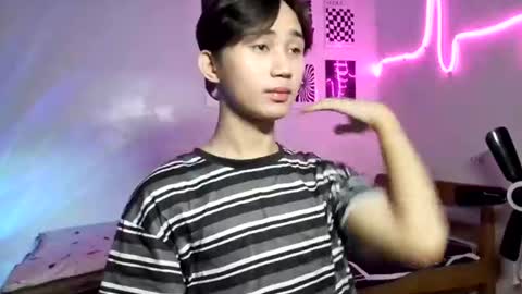 its_saya online show from August 2, 2026, 4:22 am