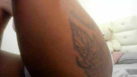 itscheryl_ online show from June 6, 2026, 4:33 pm
