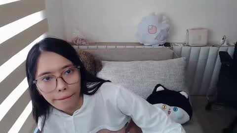 Snapshot of itskittyy chatting on November 2, 2025, 2:03 am itskittyy online show from November 2, 2025, 2:03 am