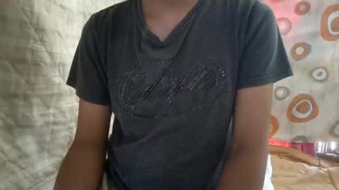 itsmelily05 online show from July 17, 2026, 1:56 am