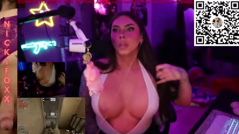 Snapshot of itsnickibabyy chatting on September 9, 2025, 4:45 am Nicki Foxx online show from September 9, 2025, 4:45 am