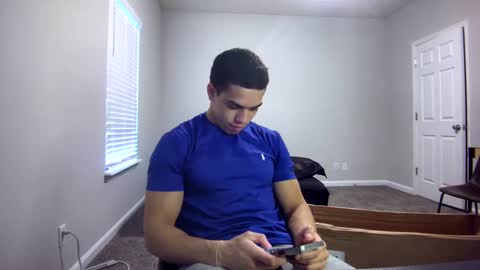 Snapshot of itstarzan chatting on December 13, 2024, 3:43 pm TARZAN online show from December 13, 2024, 3:43 pm