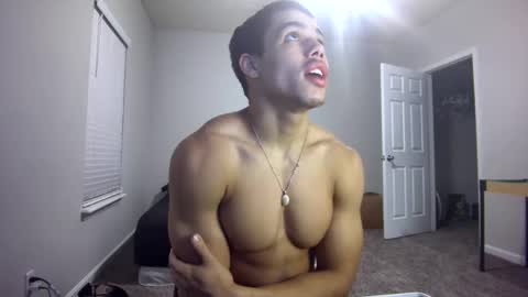 Snapshot of itstarzan chatting on December 21, 2024, 11:13 pm TARZAN online show from December 21, 2024, 11:13 pm