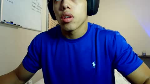 Snapshot of itstarzan chatting on October 1, 2025, 11:55 pm TARZAN online show from October 1, 2025, 11:55 pm