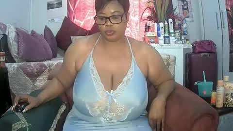 Snapshot of itumeleng74 chatting on January 14, 2025, 12:24 pm itumeleng74 online show from January 14, 2025, 12:24 pm