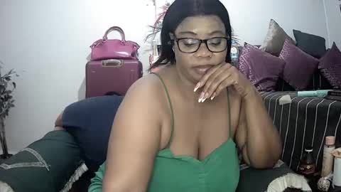 Snapshot of itumeleng74 chatting on February 5, 2025, 7:31 pm itumeleng74 online show from February 5, 2025, 7:31 pm