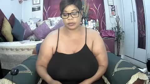 Snapshot of itumeleng74 chatting on February 18, 2025, 3:43 pm itumeleng74 online show from February 18, 2025, 3:43 pm