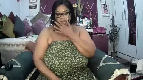 Snapshot of itumeleng74 chatting on February 27, 2025, 7:37 pm itumeleng74 online show from February 27, 2025, 7:37 pm