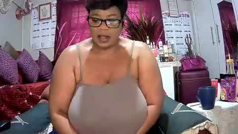 itumeleng74 online show from July 1, 2026, 6:48 am