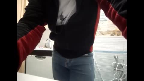 Snapshot of ivanes888 chatting on December 5, 2025, 6:26 pm Mickey online show from December 5, 2025, 6:26 pm