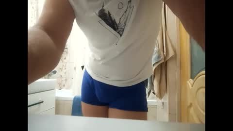 Snapshot of ivanes888 chatting on February 7, 2026, 7:50 pm Mickey online show from February 7, 2026, 7:50 pm