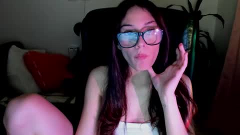 Snapshot of ivanna_essis chatting on October 22, 2025, 2:23 am ivanna_essis online show from October 22, 2025, 2:23 am