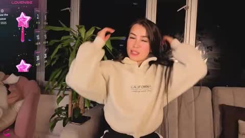 Ivanna West online show from November 4, 2025, 10:03 am