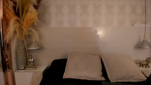 Ivannaanggel online show from November 2, 2025, 5:59 pm