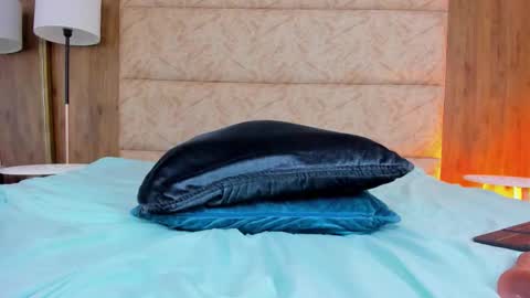 Ivanna online show from October 11, 2025, 4:33 am