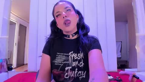     online show from April 20, 2026, 1:58 pm