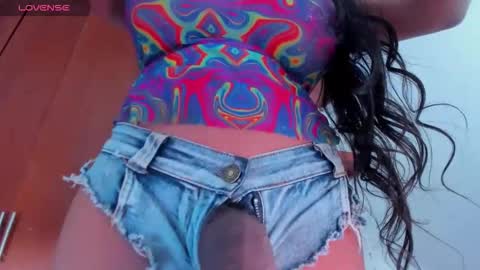 ivannapretyts online show from October 21, 2025, 4:51 pm