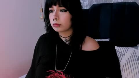 Ivi jones online show from May 2, 2026, 6:13 pm