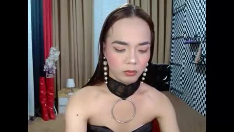 Snapshot of ivonegodwill chatting on November 23, 2025, 11:15 pm IvoneGodWill online show from November 23, 2025, 11:15 pm