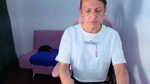 Ivonne online show from March 16, 2026, 12:06 am