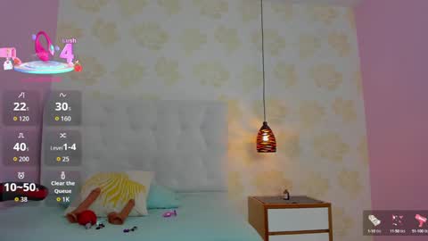 IVONE   online show from September 18, 2025, 7:16 pm