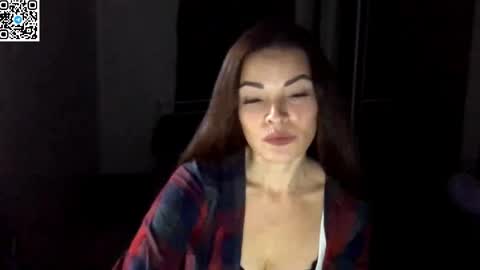 Lana online show from March 15, 2026, 8:48 pm