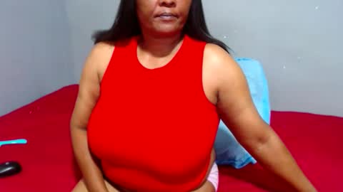 IVORYTITS48 online show from January 12, 2025, 1:27 pm
