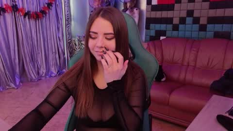 Snapshot of ivorywood_ chatting on October 14, 2025, 10:16 am ivorywood_ online show from October 14, 2025, 10:16 am