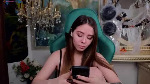 Snapshot of ivorywood_ chatting on October 15, 2025, 11:10 am ivorywood_ online show from October 15, 2025, 11:10 am