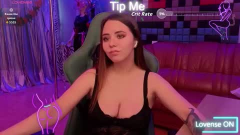 Snapshot of ivorywood_ chatting on October 17, 2025, 11:46 am ivorywood_ online show from October 17, 2025, 11:46 am