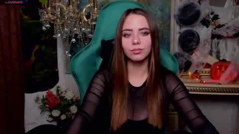 Snapshot of ivorywood_ chatting on November 4, 2025, 5:12 pm ivorywood_ online show from November 4, 2025, 5:12 pm