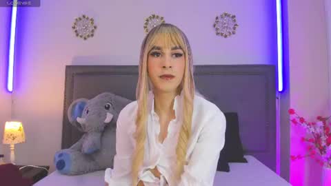 Snapshot of ivvy_rousse chatting on June 8, 2026, 3:34 pm ivi rosse online show from June 8, 2026, 3:34 pm