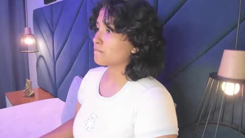 Ivy and Molly online show from November 8, 2025, 9:46 pm