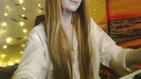 Ivy online show from February 7, 2025, 10:52 pm