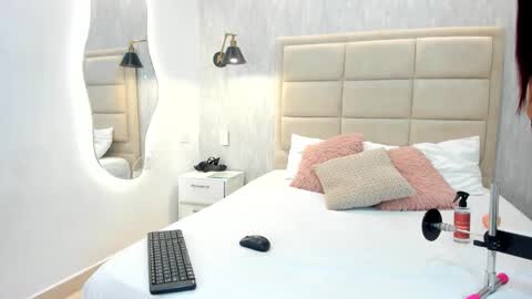 IVY  online show from January 9, 2026, 1:25 pm