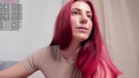 Snapshot of ivy_s chatting on November 19, 2025, 6:08 pm Ivy online show from November 19, 2025, 6:08 pm