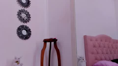 Snapshot of ivy_scorpio chatting on February 14, 2026, 7:27 am ivy_scorpio online show from February 14, 2026, 7:27 am