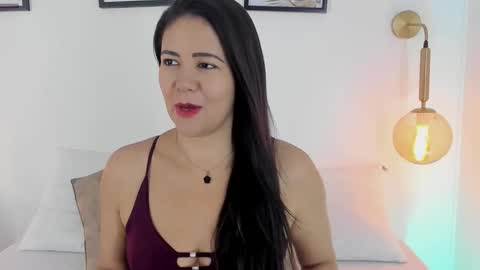 Snapshot of ivyblackk chatting on November 4, 2025, 2:05 pm Ivy online show from November 4, 2025, 2:05 pm