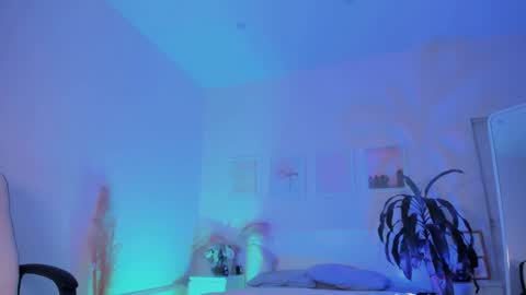 IVY - Follow me 3 online show from January 29, 2025, 7:25 am