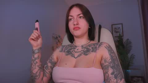 IVY - Follow me 3 online show from February 25, 2025, 4:31 pm