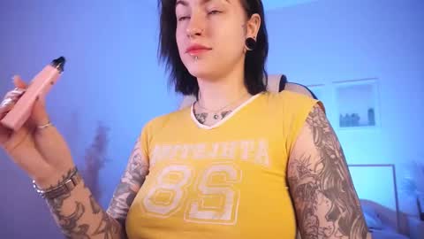 IVY - Follow me 3 online show from February 27, 2025, 7:01 am