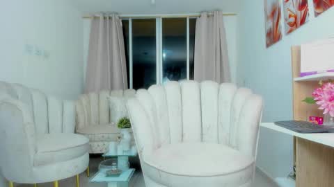 Snapshot of ivyjackson2 chatting on October 6, 2025, 2:53 am Adriana Independent Model online show from October 6, 2025, 2:53 am