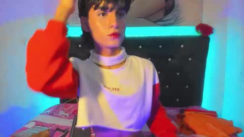 ivymilleer online show from November 19, 2025, 12:27 pm