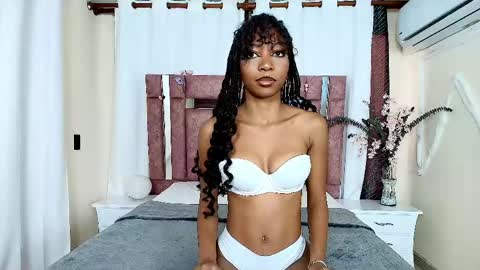 ivyrose_01 online show from April 20, 2026, 11:57 am