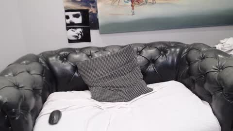 Maxim online show from December 12, 2024, 3:32 am